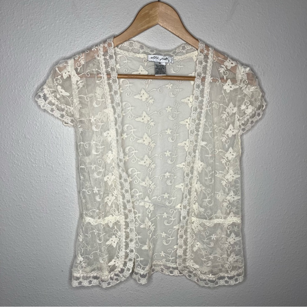 Y2K Vintage Ultra Pink Sheer Butterfly Floral Lace Short Sleeve Cardigan Top - Picture 3 of 8